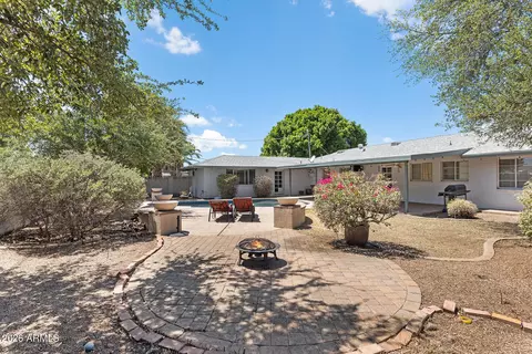 Exterior - 317 E Griswold Rd, Phoenix, AZ 85020 photo 5 of 15