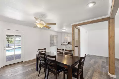 Dining - 317 E Griswold Rd, Phoenix, AZ 85020 photo 5 of 5