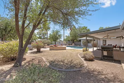 Exterior - 317 E Griswold Rd, Phoenix, AZ 85020 photo 4 of 15