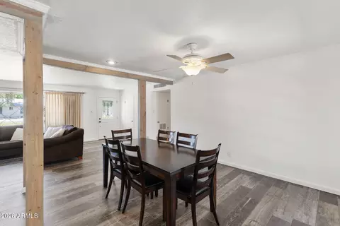 Dining - 317 E Griswold Rd, Phoenix, AZ 85020 photo 3 of 5