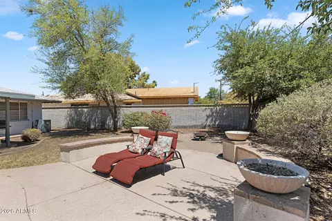 Exterior - 317 E Griswold Rd, Phoenix, AZ 85020 photo 7 of 15