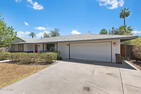 Exterior - 317 E Griswold Rd, Phoenix, AZ 85020 photo 2 of 15