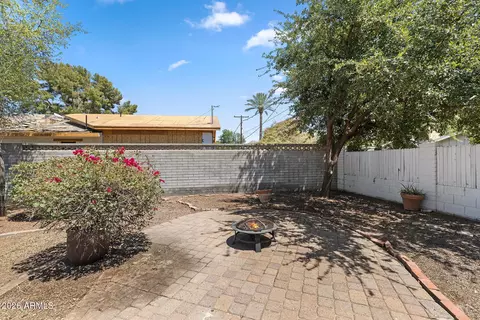 Exterior - 317 E Griswold Rd, Phoenix, AZ 85020 photo 6 of 15