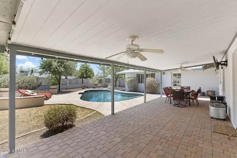 Exterior - 317 E Griswold Rd, Phoenix, AZ 85020 photo 3 of 15