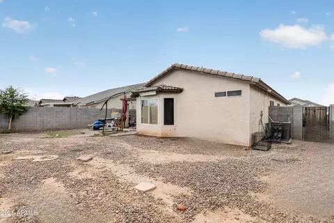 Exterior - 1635 E Ash Ave, Buckeye, AZ 85326 photo 3 of 5