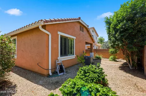 Exterior - 881 S Porter St, Gilbert, AZ 85296 photo 4 of 4