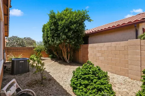 Exterior - 881 S Porter St, Gilbert, AZ 85296 photo 3 of 4