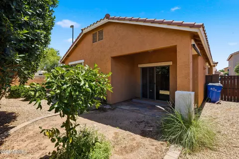 Exterior - 881 S Porter St, Gilbert, AZ 85296 photo 1 of 4