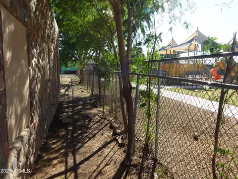 Exterior - 2821 E Adams St, Phoenix, AZ 85034 photo 1 of 6
