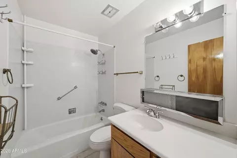 Bath - 891 W 4th Ave, Apache Junction, AZ 85120 photo 1 of 2