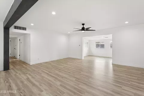 Living - 7201 N 16th Dr, Phoenix, AZ 85021 photo 3 of 4