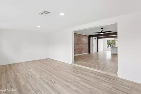 Living - 7201 N 16th Dr, Phoenix, AZ 85021 photo 4 of 4