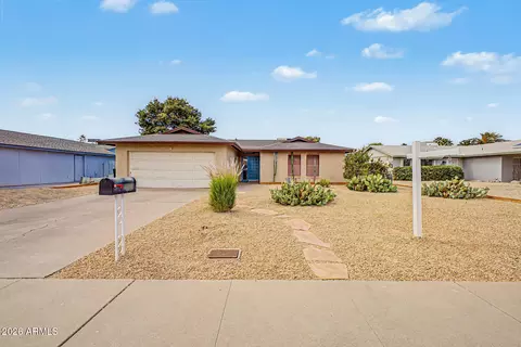 3907 E Windrose Dr, Phoenix, AZ 85032