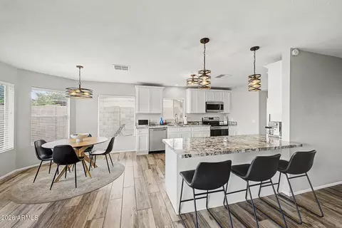 Kitchen - 3907 E Windrose Dr, Phoenix, AZ 85032 photo 2 of 6