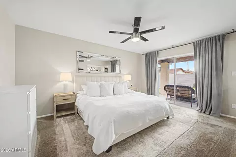 Bedroom - 3907 E Windrose Dr, Phoenix, AZ 85032 photo 1 of 5