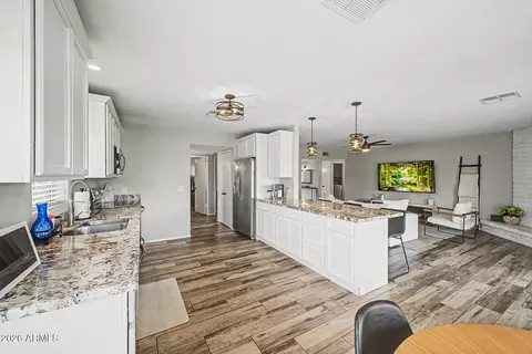 Kitchen - 3907 E Windrose Dr, Phoenix, AZ 85032 photo 1 of 6