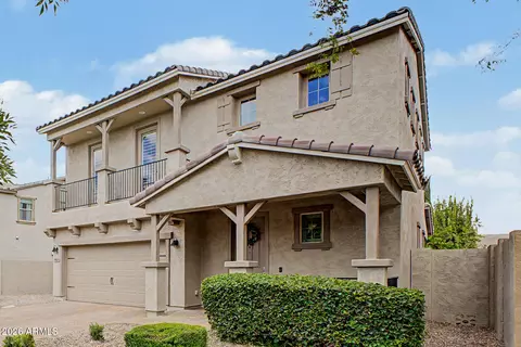 Exterior - 5103 S Moccasin Trl, Gilbert, AZ 85298 photo 3 of 11