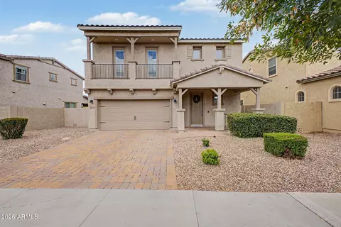 Exterior - 5103 S Moccasin Trl, Gilbert, AZ 85298 photo 2 of 11