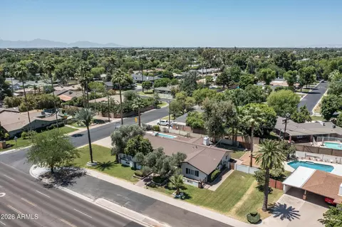 View/Area - 7540 N 7th Ave, Phoenix, AZ 85021 photo 4 of 4