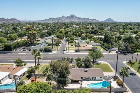View/Area - 7540 N 7th Ave, Phoenix, AZ 85021 photo 2 of 4