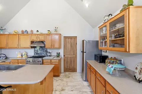 Kitchen - 2503 Elk Run Ct, Payson, AZ 85541 photo 3 of 4