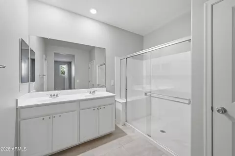 Bath - 59 E Liberty Ln, Gilbert, AZ 85296 photo 1 of 2
