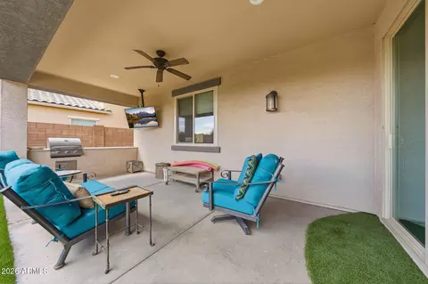 Exterior - 1985 E Hazeltine Way, Gilbert, AZ 85298 photo 1 of 8