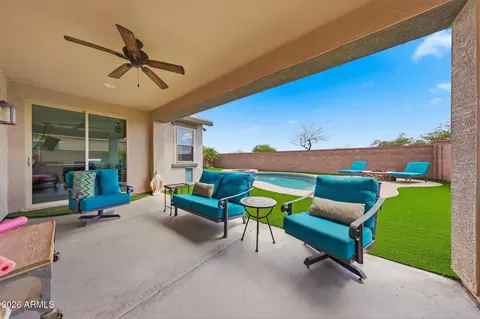Exterior - 1985 E Hazeltine Way, Gilbert, AZ 85298 photo 2 of 8