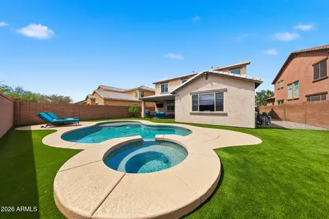 Exterior - 1985 E Hazeltine Way, Gilbert, AZ 85298 photo 5 of 8