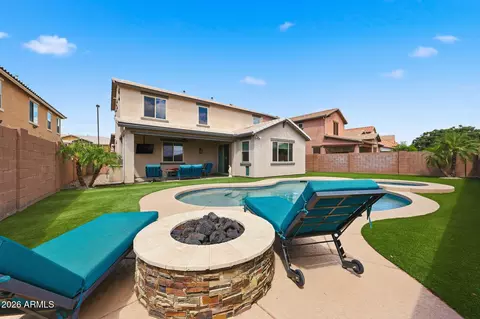 Exterior - 1985 E Hazeltine Way, Gilbert, AZ 85298 photo 4 of 8