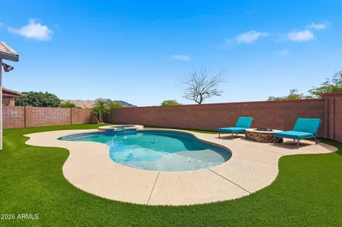 Exterior - 1985 E Hazeltine Way, Gilbert, AZ 85298 photo 3 of 8
