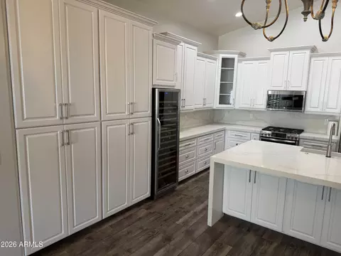 Kitchen - 3430 E Kesler Ln, Gilbert, AZ 85295 photo 4 of 9