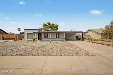 10448 W Seldon Ln, Peoria, AZ 85345
