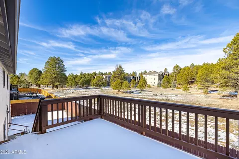 Exterior - 218 E Mohawk Dr, Flagstaff, AZ 86005 photo 3 of 4