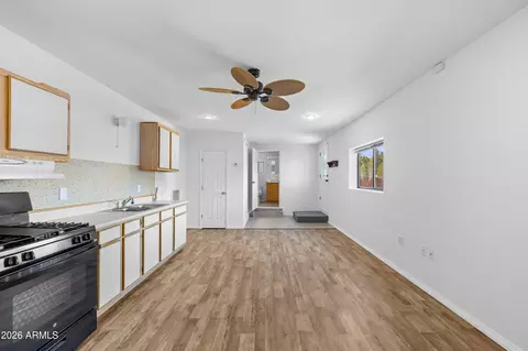 Entry Way - 218 E Mohawk Dr, Flagstaff, AZ 86005 photo 1 of 1