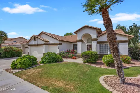 1220 N Cayman Dr, Gilbert, AZ 85234