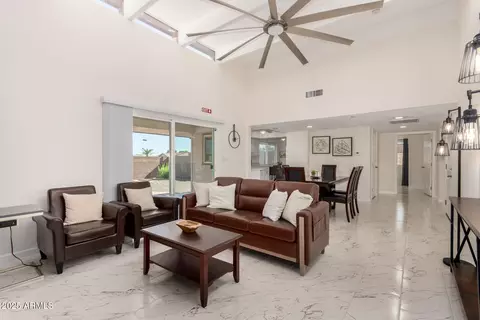 10441 W Twin Oaks Dr, Sun City, AZ 85351