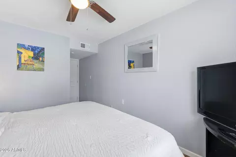 Bedroom - 4822 N 64 Dr, Phoenix, AZ 85033 photo 6 of 6