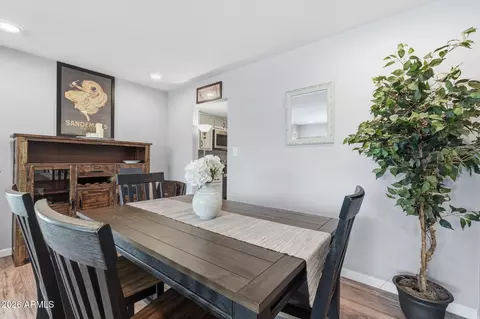 Dining - 4822 N 64 Dr, Phoenix, AZ 85033 photo 2 of 2