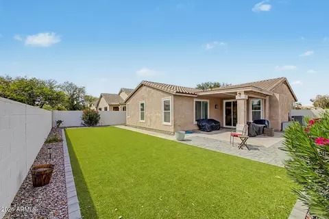 73 E Mill Reef Dr, San Tan Valley, AZ 85143