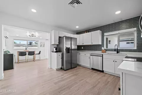 3221 E Andorra Dr, Phoenix, AZ 85032