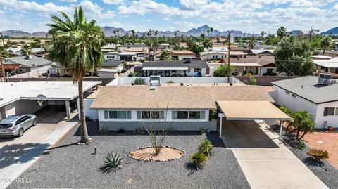 3221 E Andorra Dr, Phoenix, AZ 85032