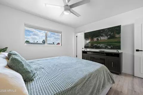 Bedroom - 3221 E Andorra Dr, Phoenix, AZ 85032 photo 3 of 4