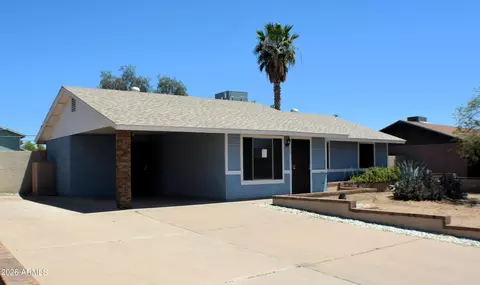 Exterior - 1805 S Buena Vista Dr, Apache Junction, AZ 85120 photo 2 of 5