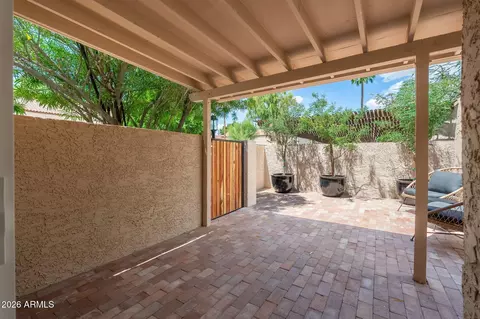 Exterior - 4530 E Rhonda Dr, Phoenix, AZ 85018 photo 2 of 7