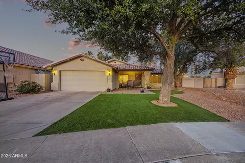 1863 S Spartan St, Gilbert, AZ 85233