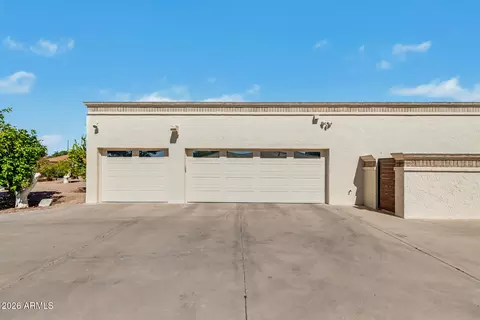 Exterior - 3233 E Fairbrook St, Mesa, AZ 85213 photo 6 of 11