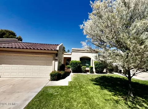 9734 W Kerry Ln, Peoria, AZ 85382