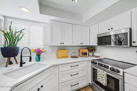 2455 E Broadway Rd #65, Mesa, AZ 85204