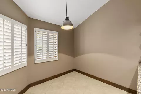 Dining - 735 E Gardenia Dr, Phoenix, AZ 85020 photo 1 of 1